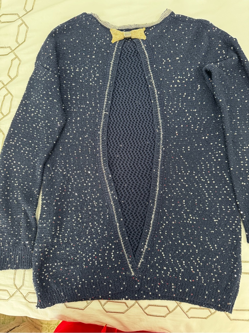 Open-Back Navy Speckled Knit Sweater with Gold Bow Accent